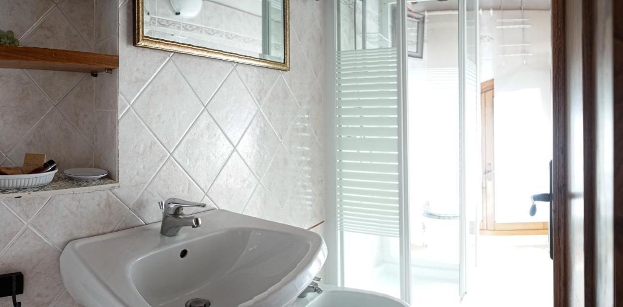 B&B Le Undici Lune San Gimignano Eksteriør bilde
